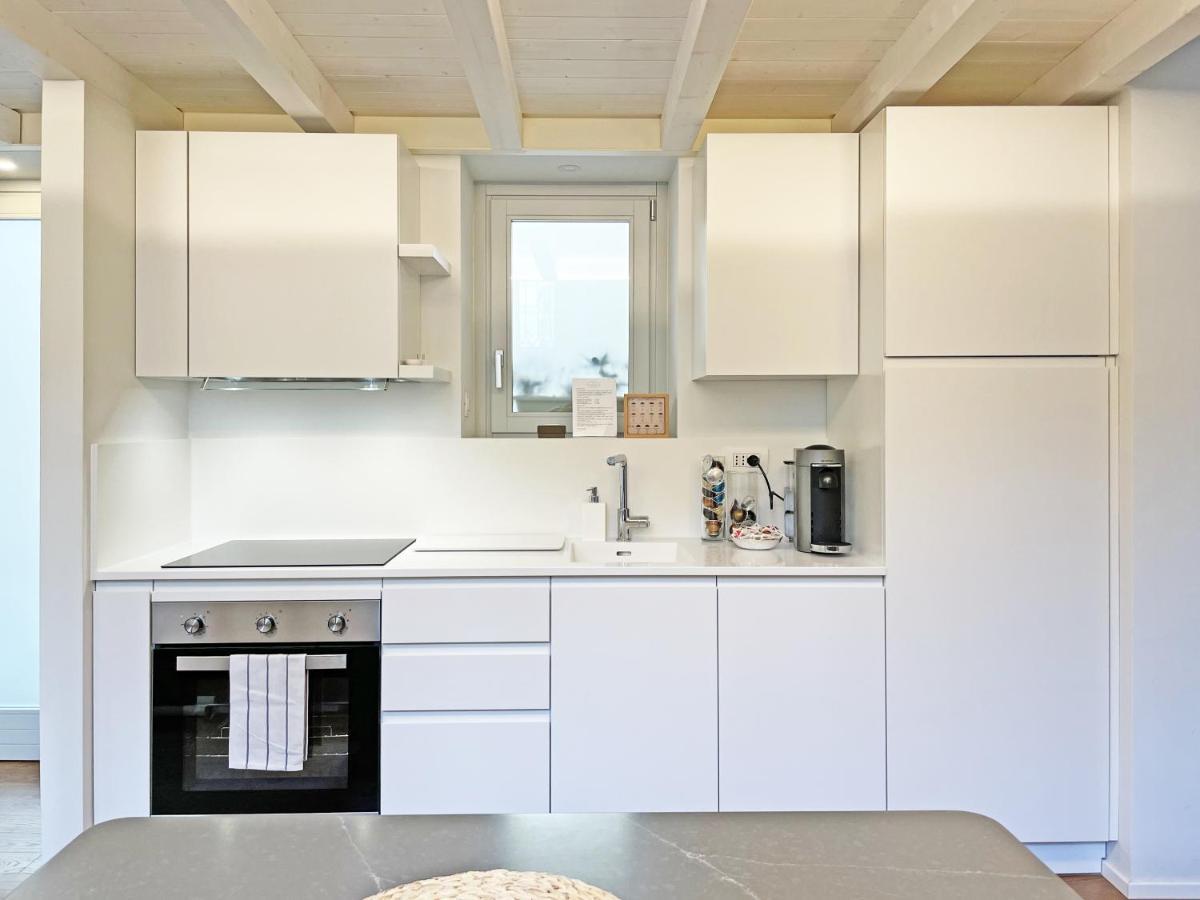 "La Portineria" Charming Apartment Old Town Como Lake Εξωτερικό φωτογραφία