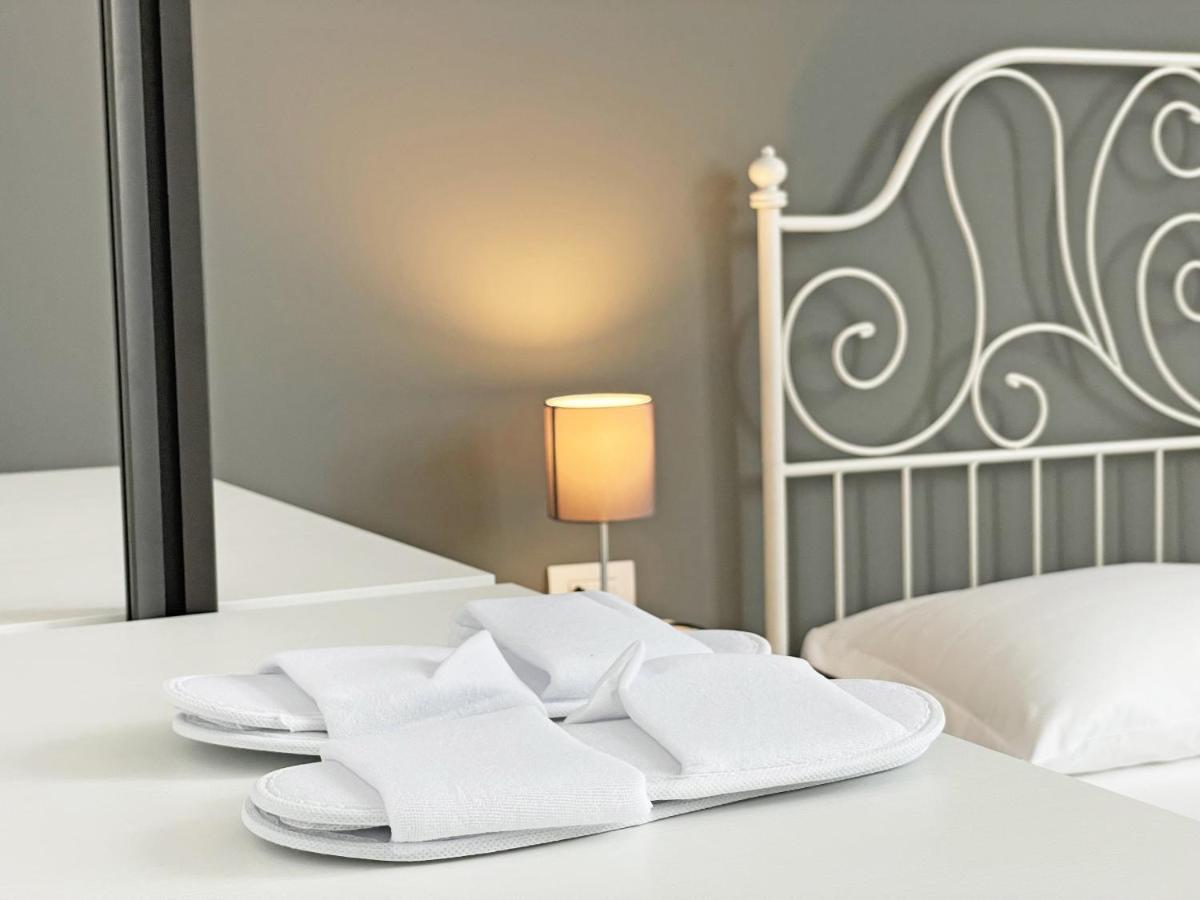 "La Portineria" Charming Apartment Old Town Como Lake Εξωτερικό φωτογραφία