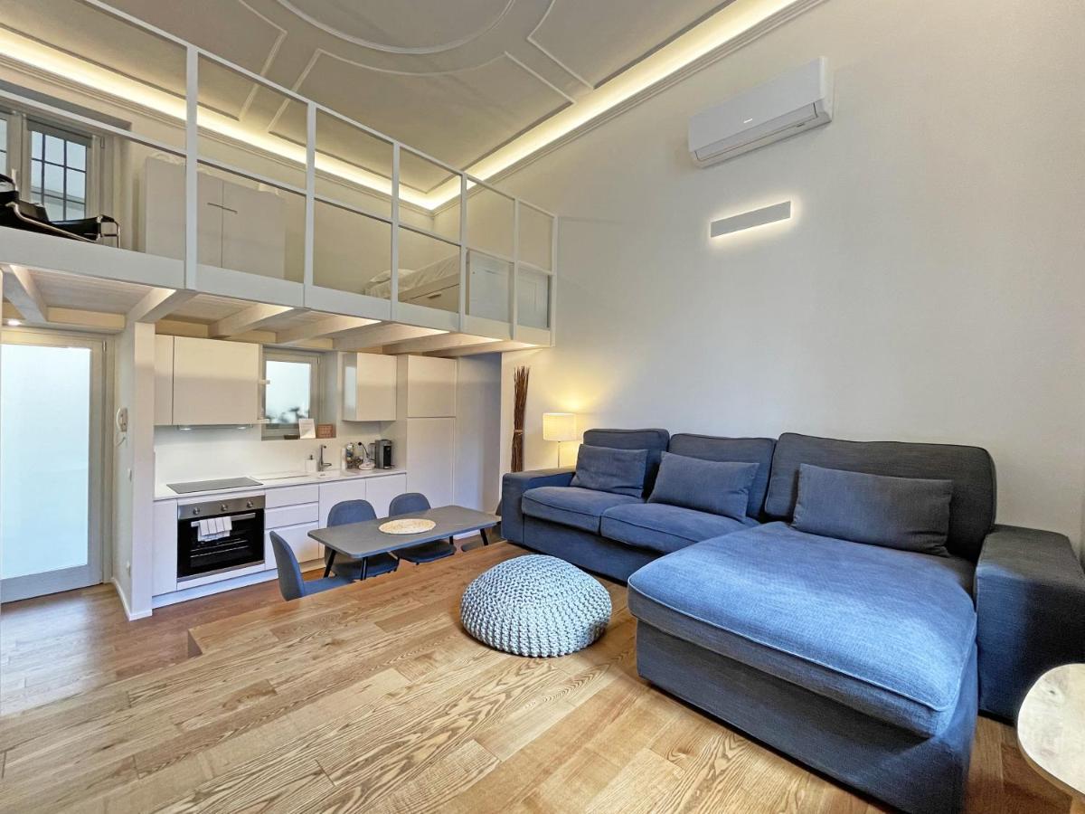 "La Portineria" Charming Apartment Old Town Como Lake Εξωτερικό φωτογραφία