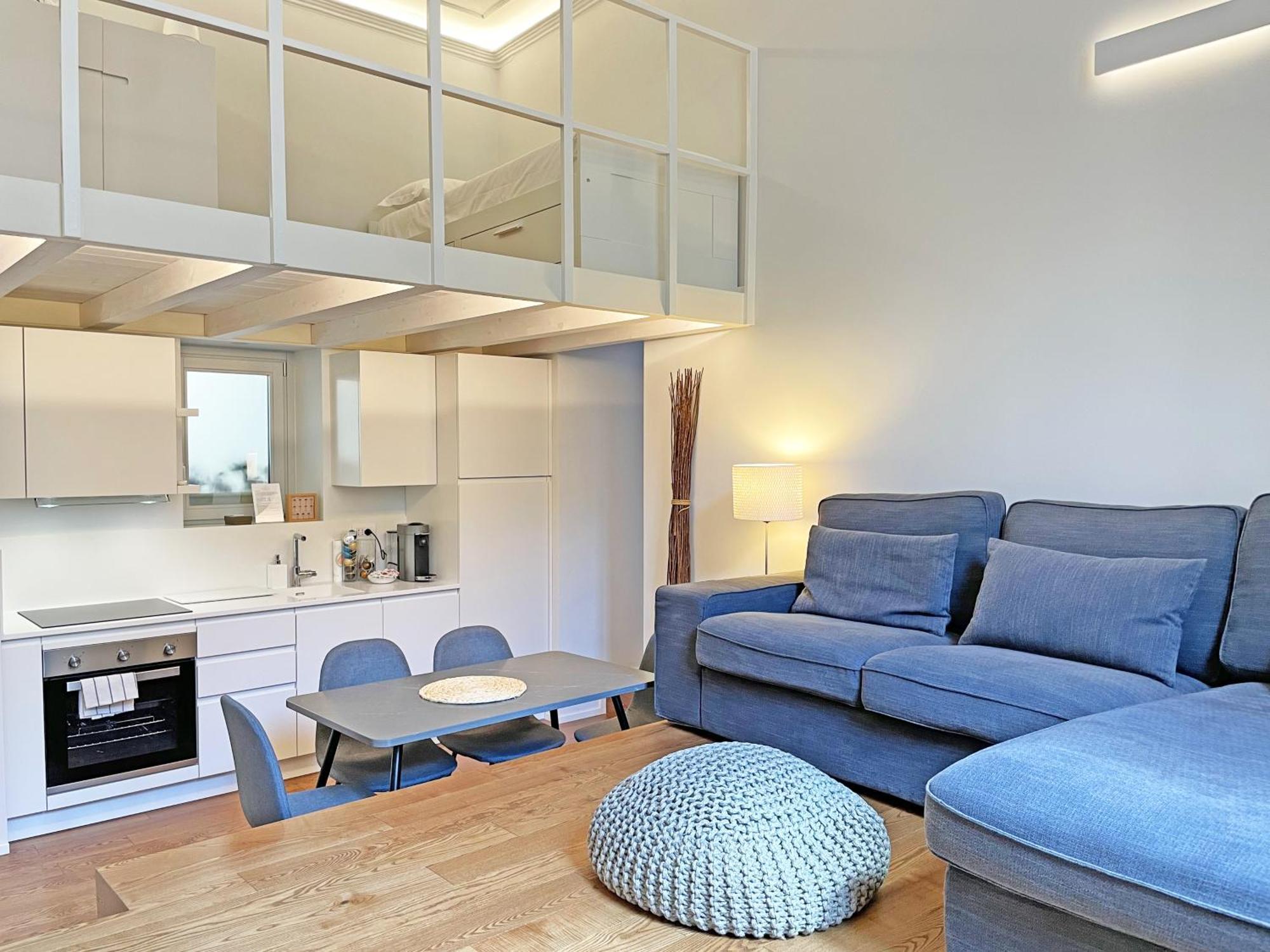 "La Portineria" Charming Apartment Old Town Como Lake Εξωτερικό φωτογραφία